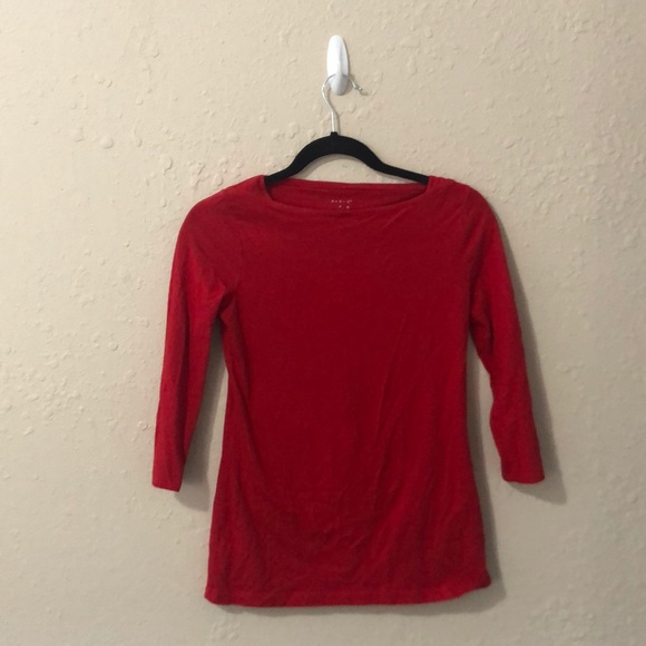 Basics- Red Long Sleeve - Picture 1 of 3